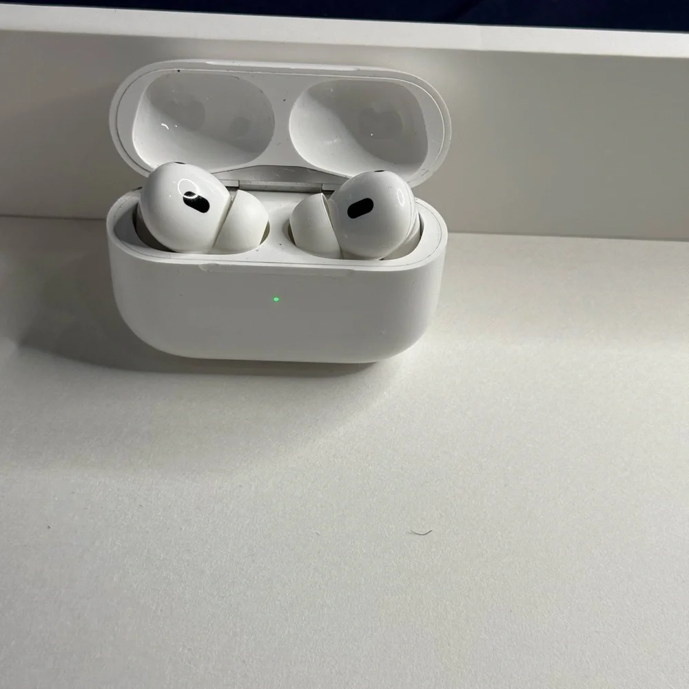 Apple AirPods Pro - White