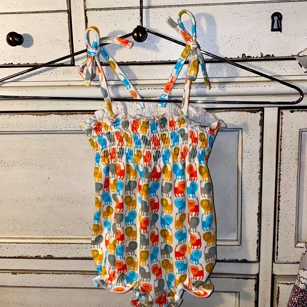 Zutano romper lions