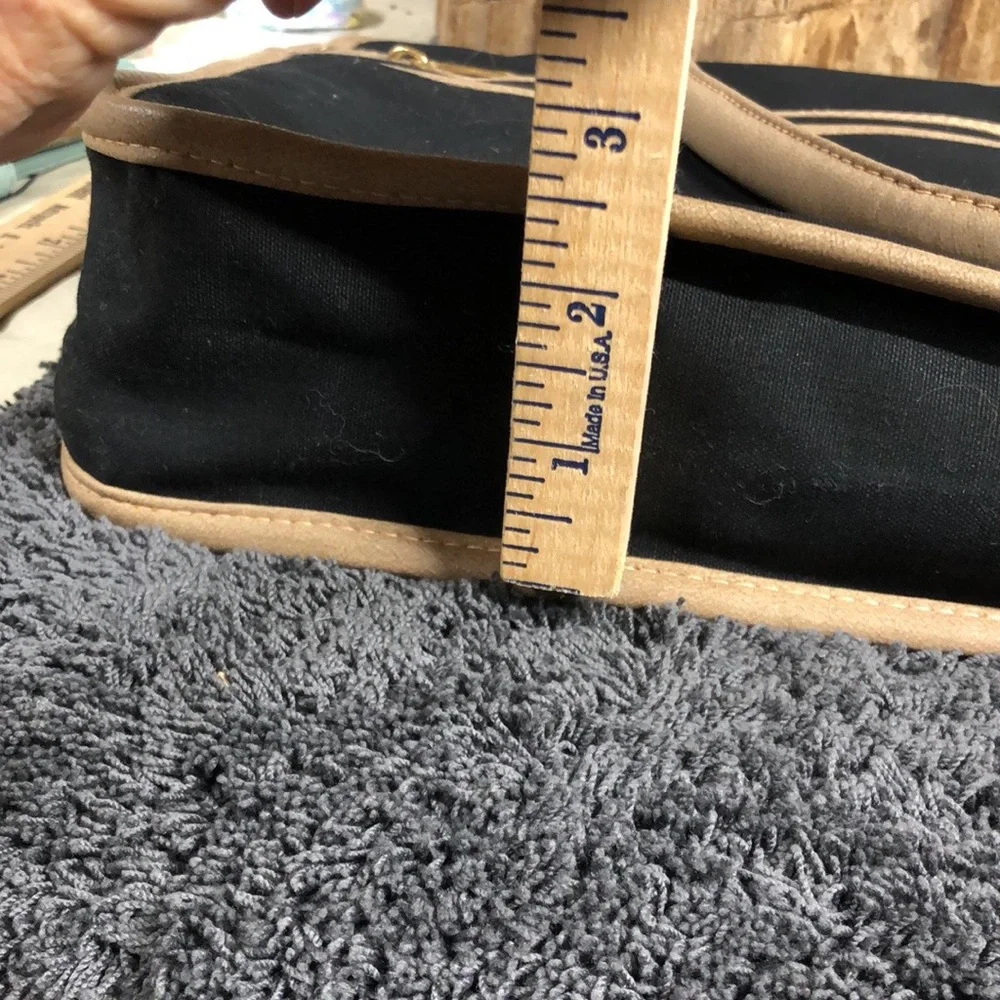BAGGS black tan