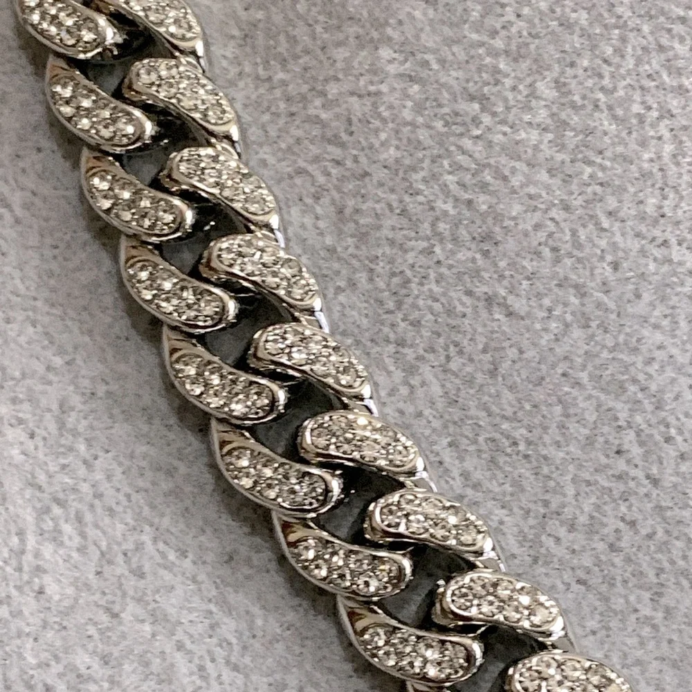 NWT Silver tone white crystal necklace