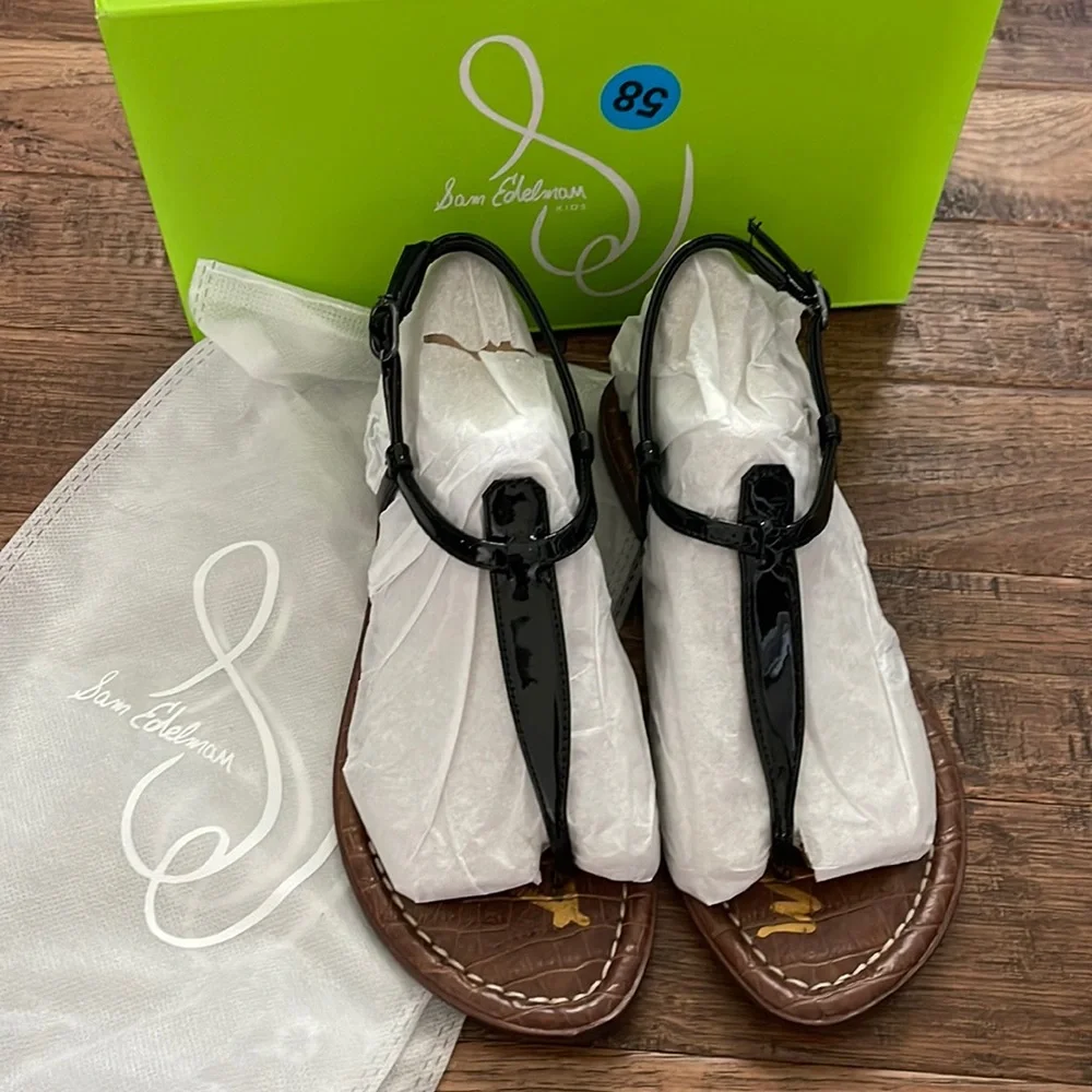 Sam Edelman Gigi Kids Black Patent Sandals Size 4