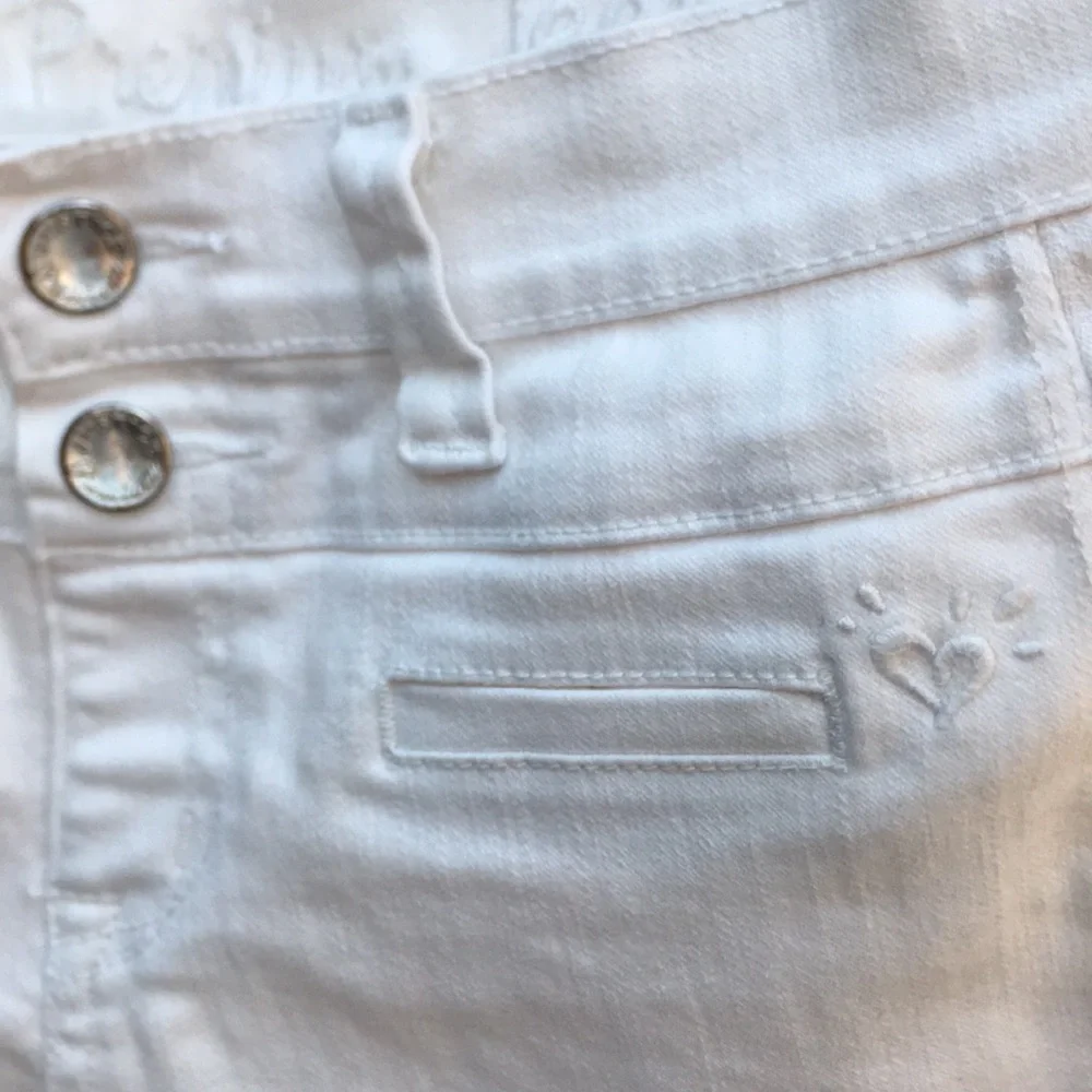 2 Marked Listings for $25 ⬇️ Girl’s Justice Snap-Fly Frayed-Hem Jean Shorts
