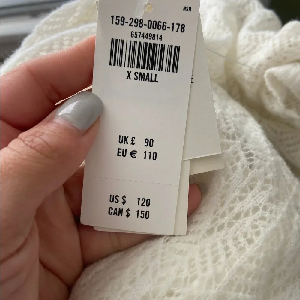 Abercrombie & Fitch this elegant