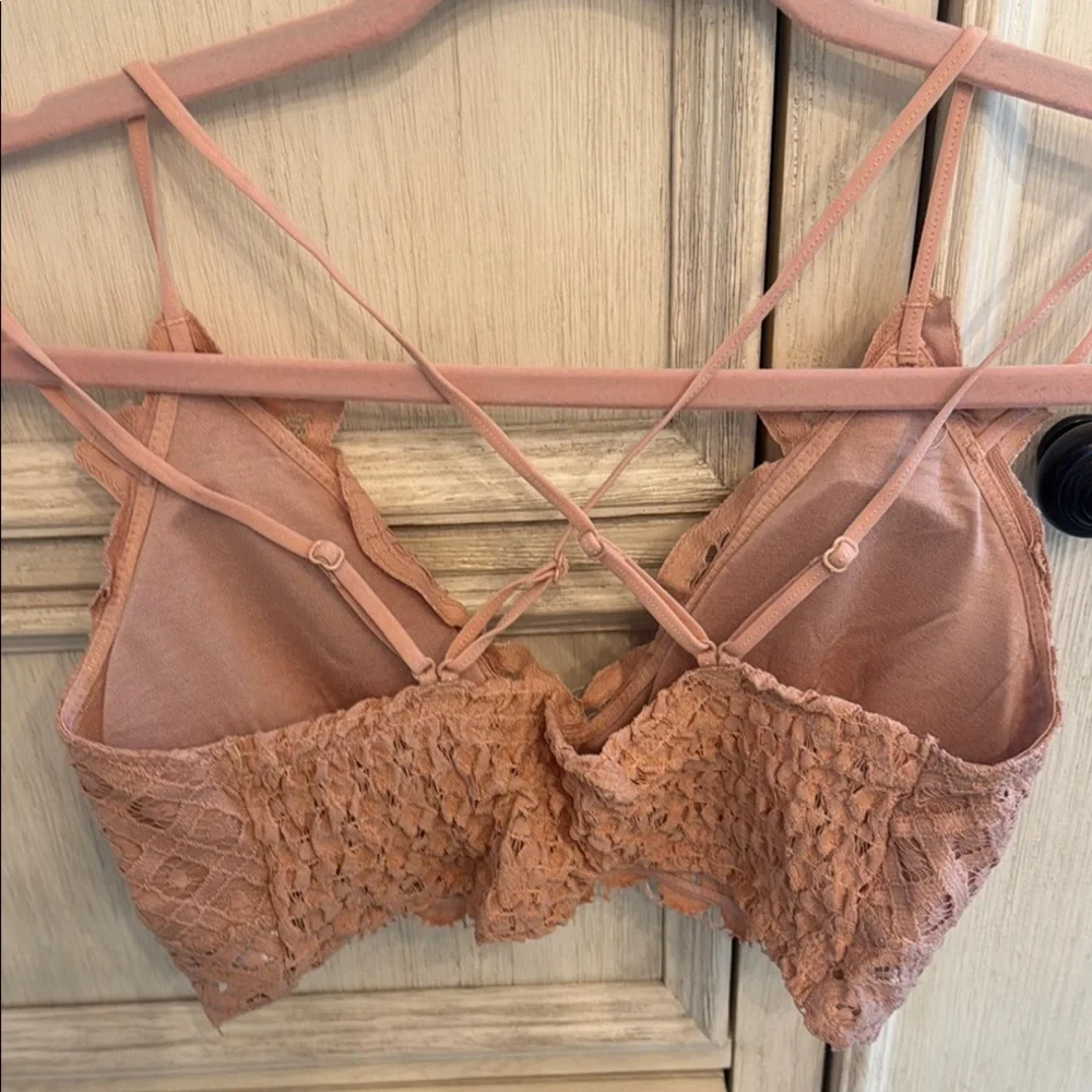 N/A elegant lace