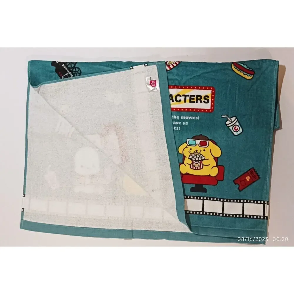 Sanrio characters bath towel