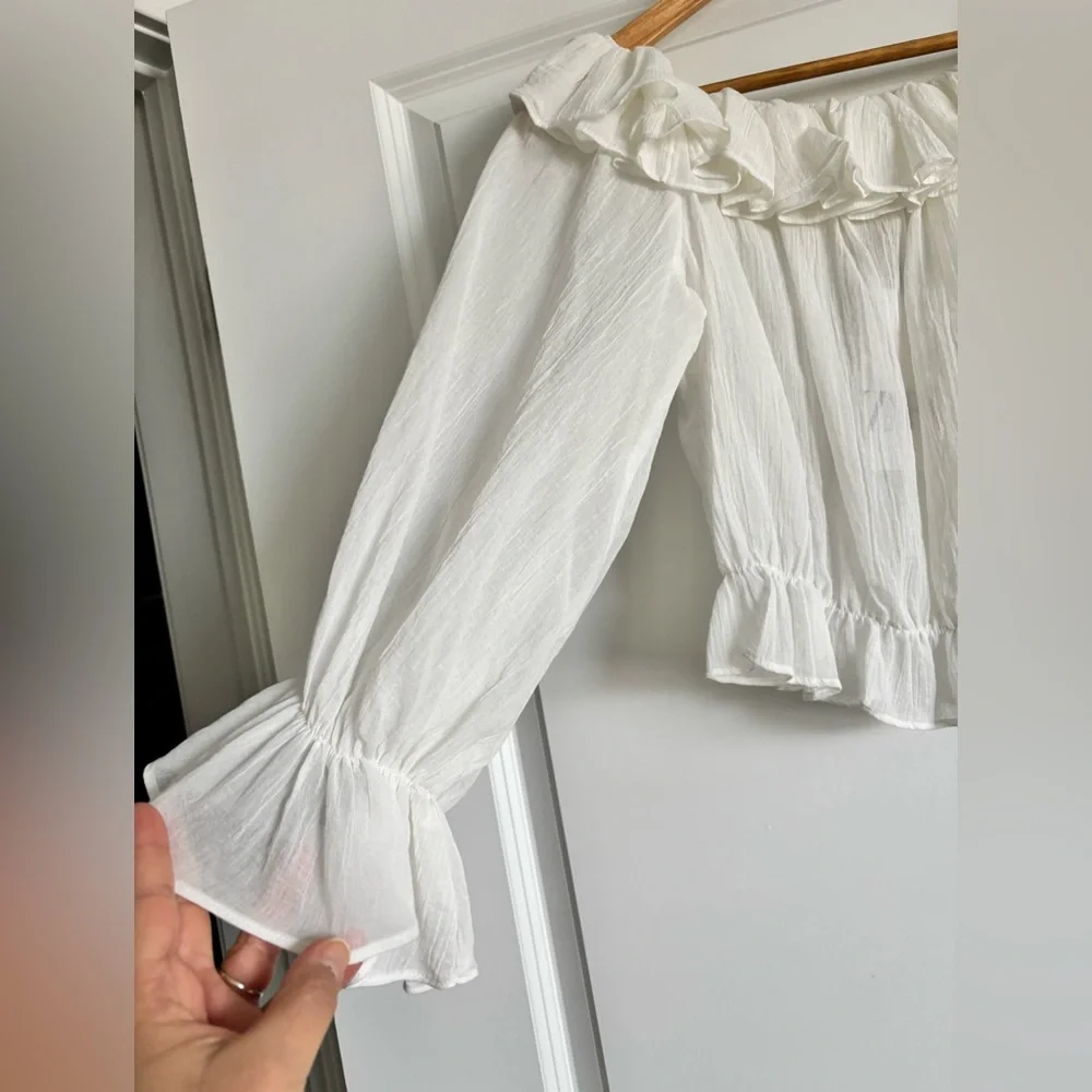 zara ruffled