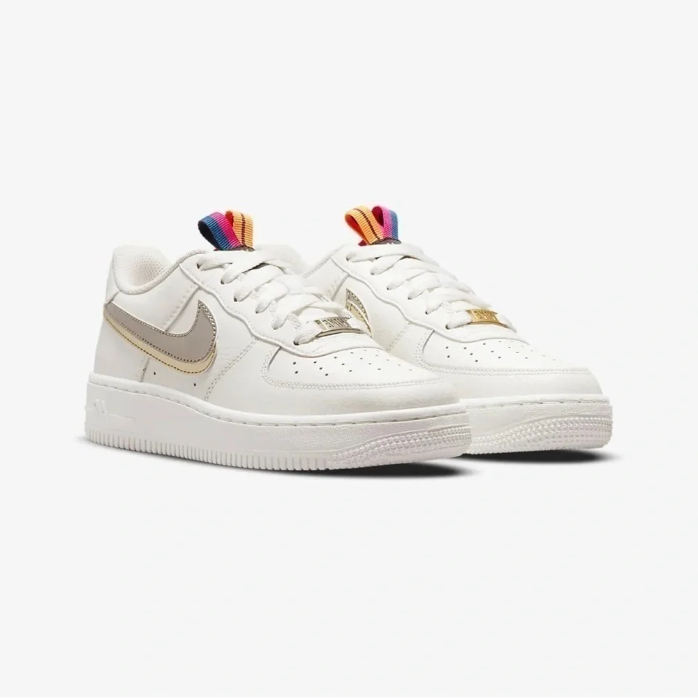 Nike Girls Air Force 1 LV8 Casual Shoes (DH9595-001) Youth - White Sz 6