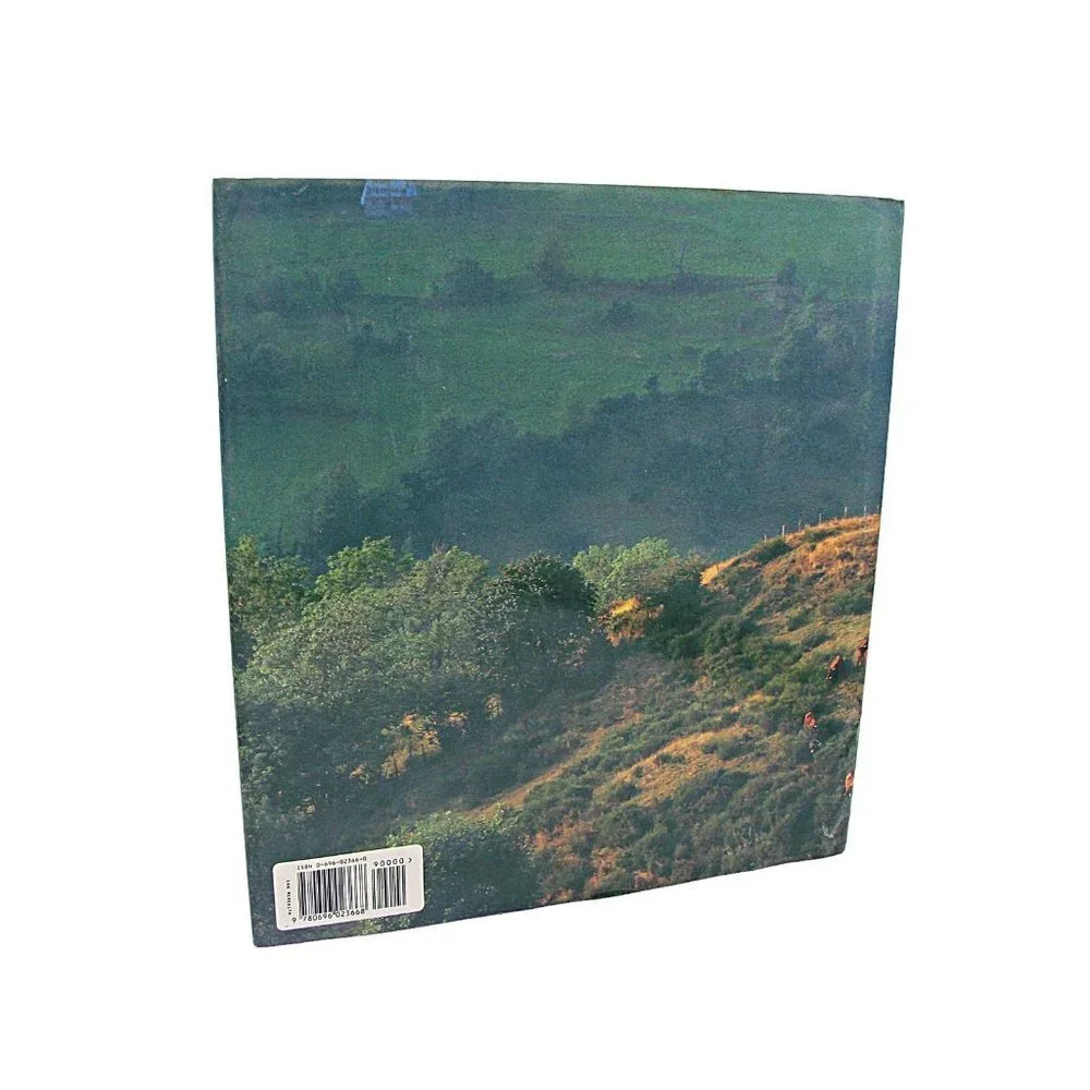 A Glorious Harvest Cookbook Robust Recipes from Dairy Pasture Orchard & Sea '92