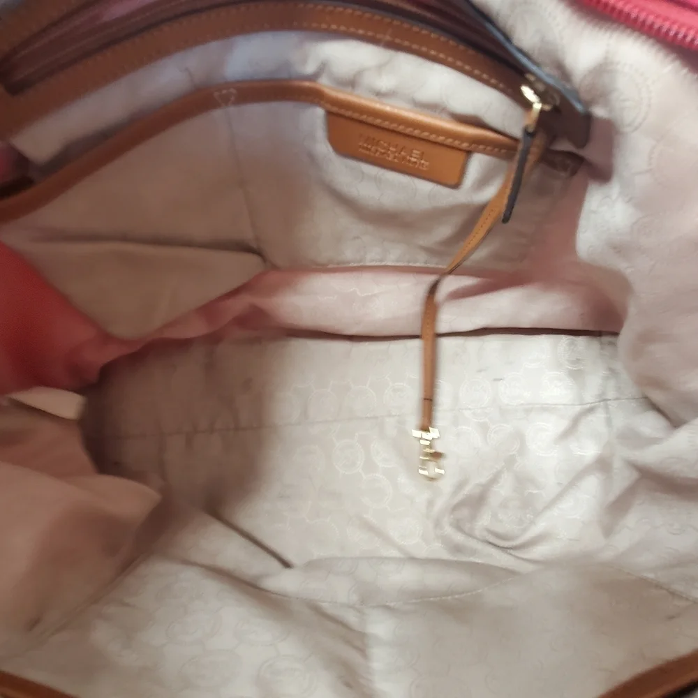 Michael Kors discoloring photos