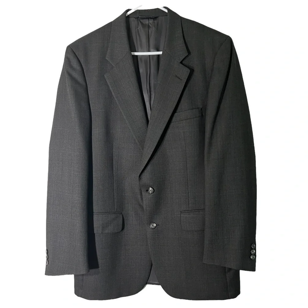 Burberry 100% Pure Wool Men’s Suit Blazer