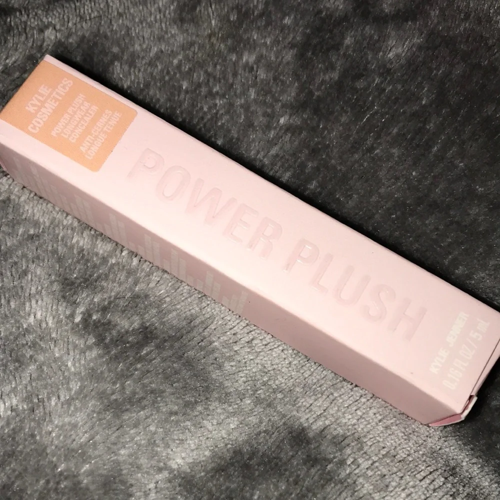 Kylie Cosmetics new box