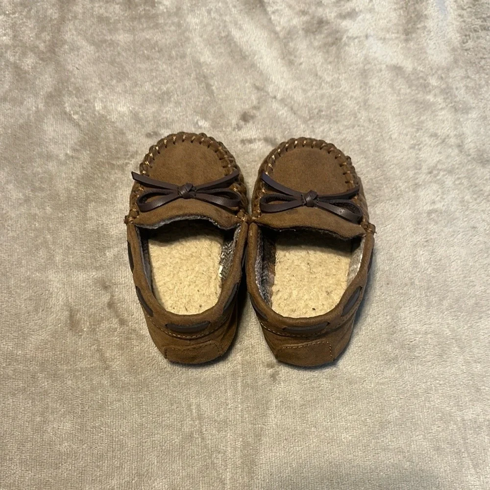 Brown Moccasin toddler Shoes sz 5