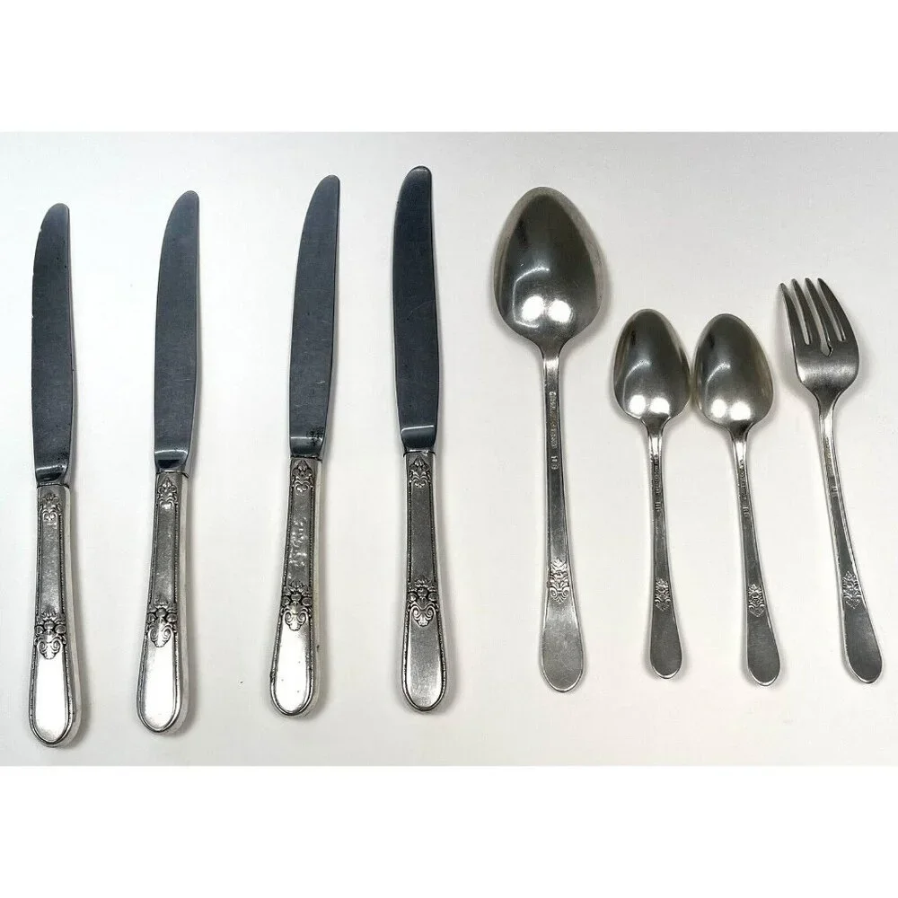 Wm. Rogers & Son 17pc wm