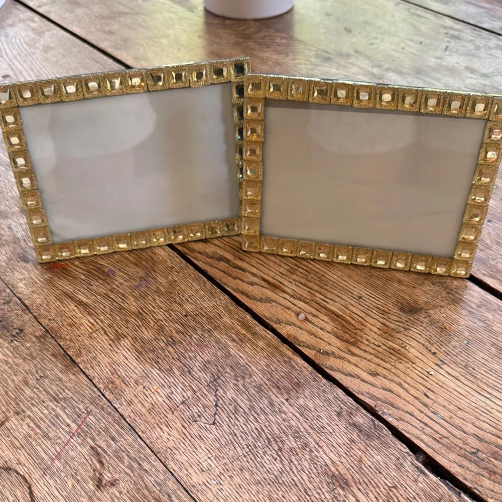 Ashland Sparkle Frame Set Classic Decor
