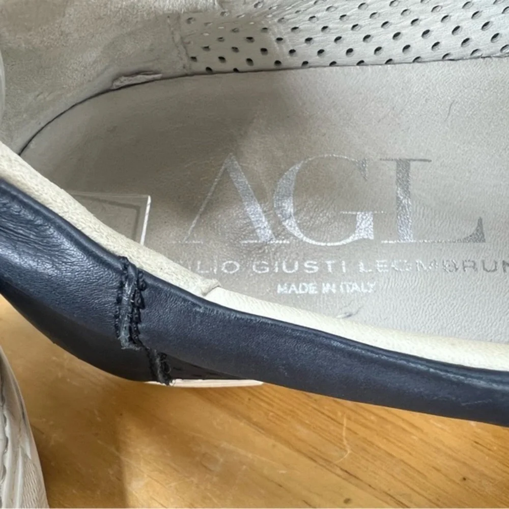 Attilio Giusti Leombruni lace shown