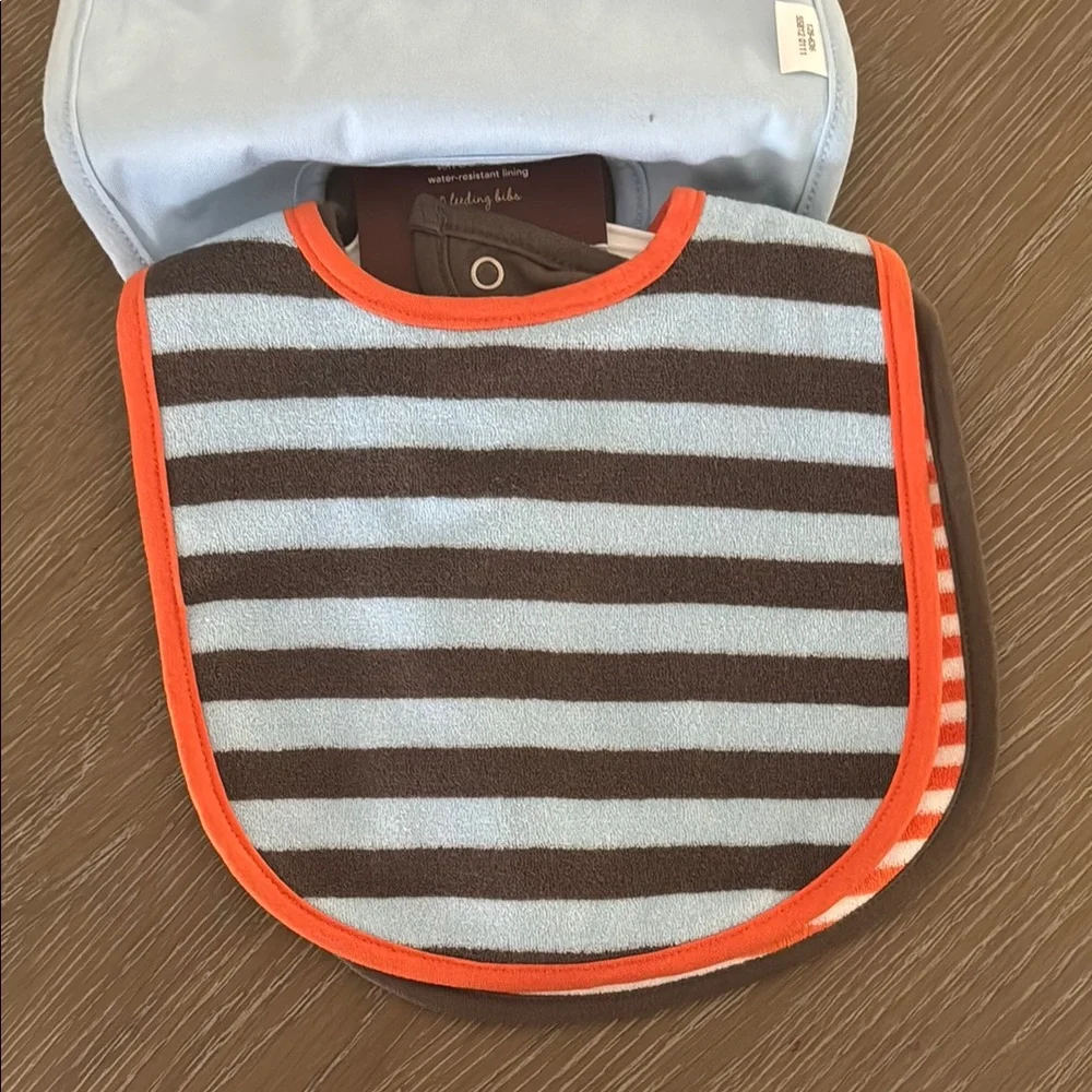 Carters carter bib