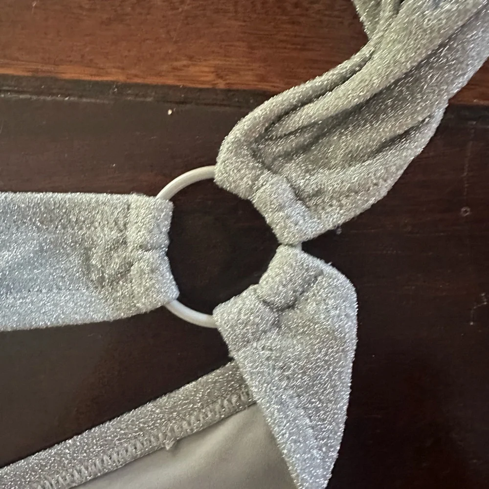 SKIMS Silver Glitter Monokini L