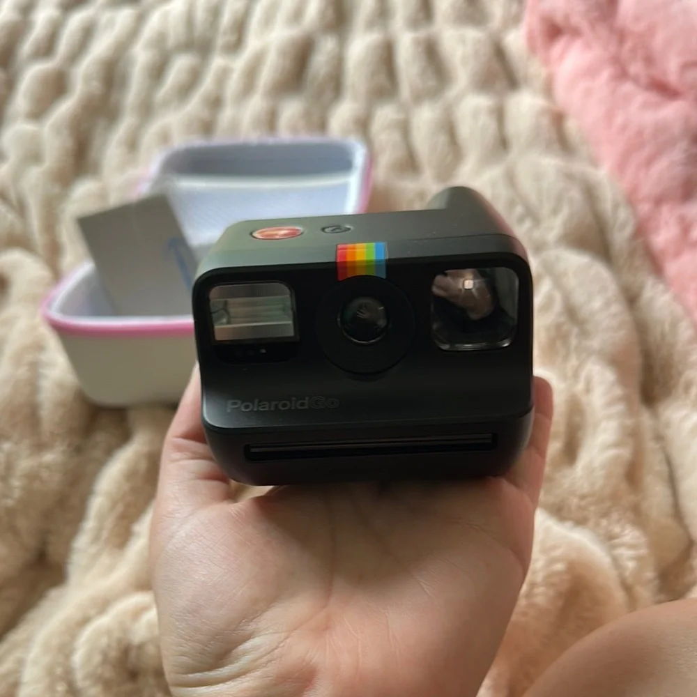 Polaroid Black Instant Camera with White Case