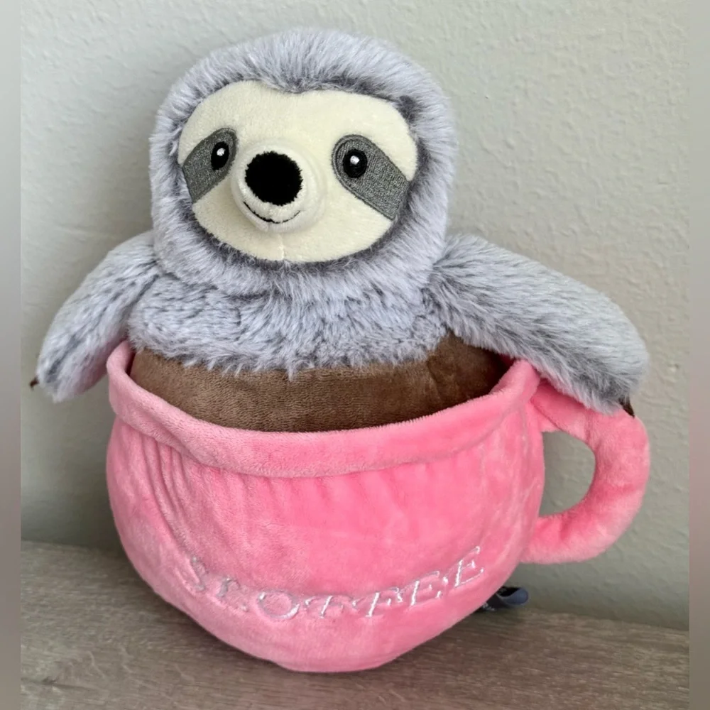Fringe Studio Slow' Down for Summer Sloth Pet Toy, Sloffee. Toy has a very