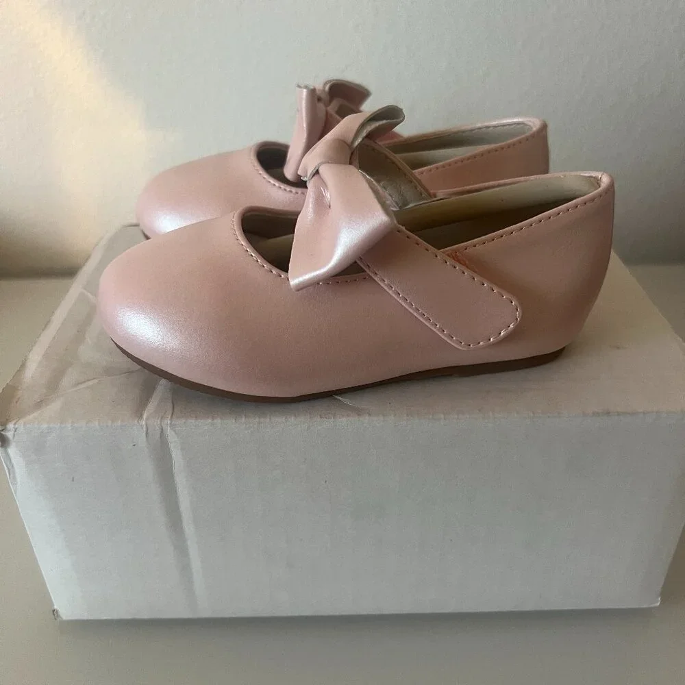 Felix and Flora Toddler Size 5 Girl Dress Shoes