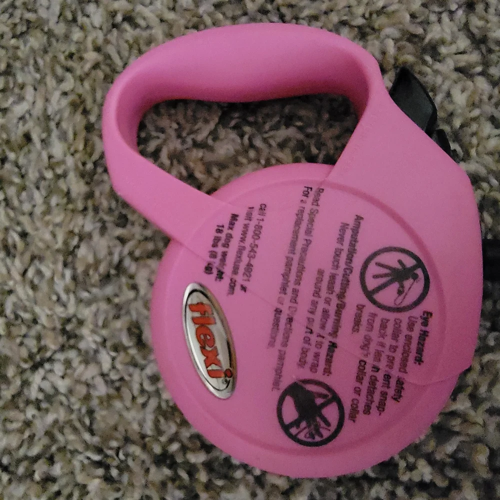 Flexi pink leash
