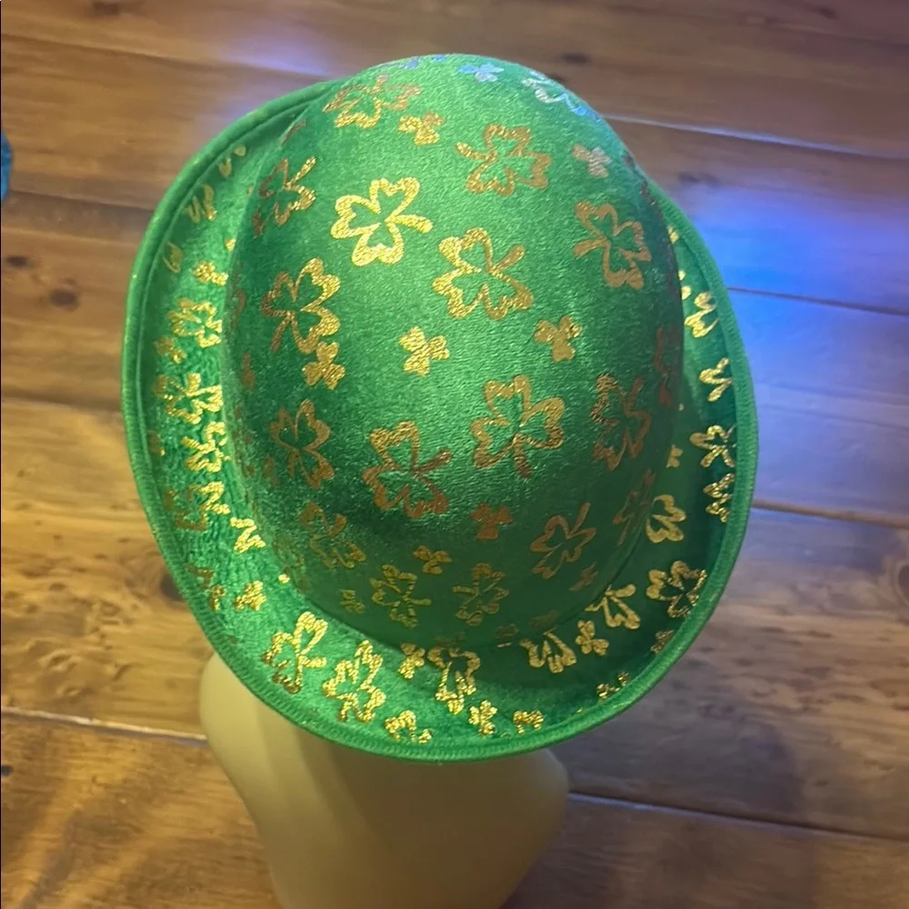 N/A stylish green