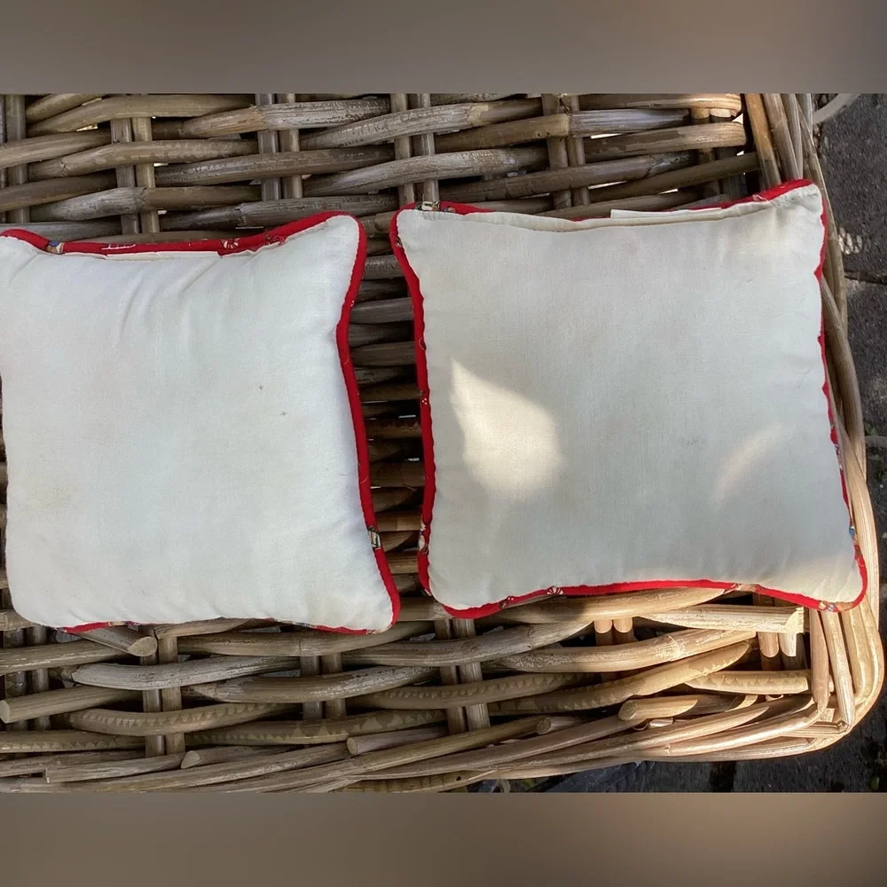 Cranston Mistletoe Mice Christmas Small Decorative Cottage-core Pillow Set (2)