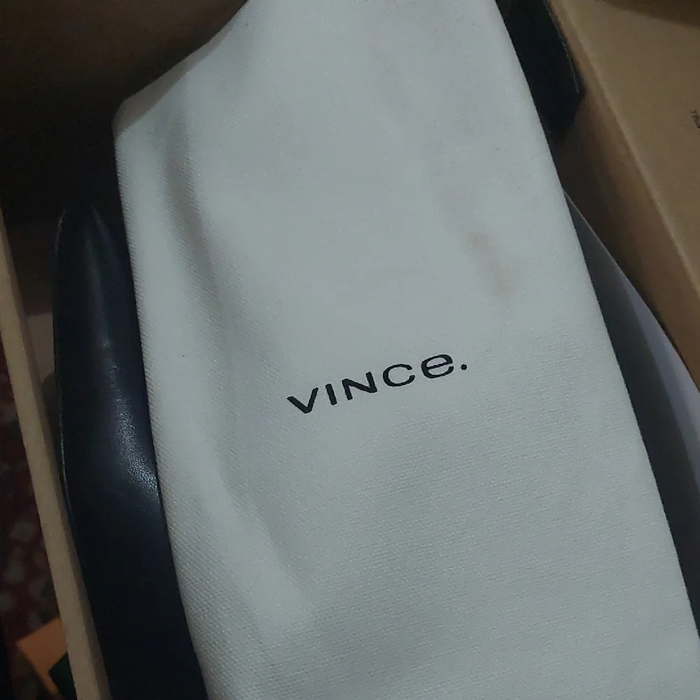 Vince Women's Venice Kitten Heel Pumps. Used Once.