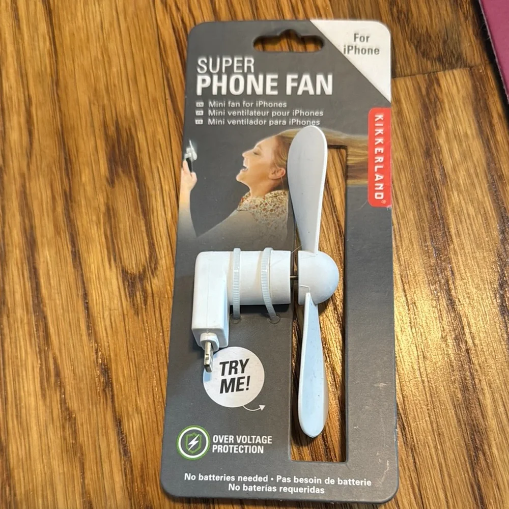 Kikkerland White Portable Phone Fan Adapter