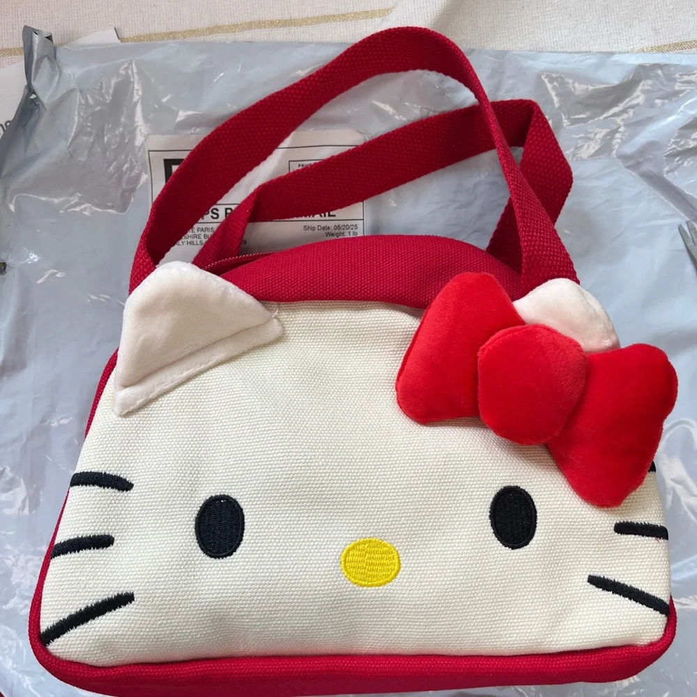 Hello Kitty this charming
