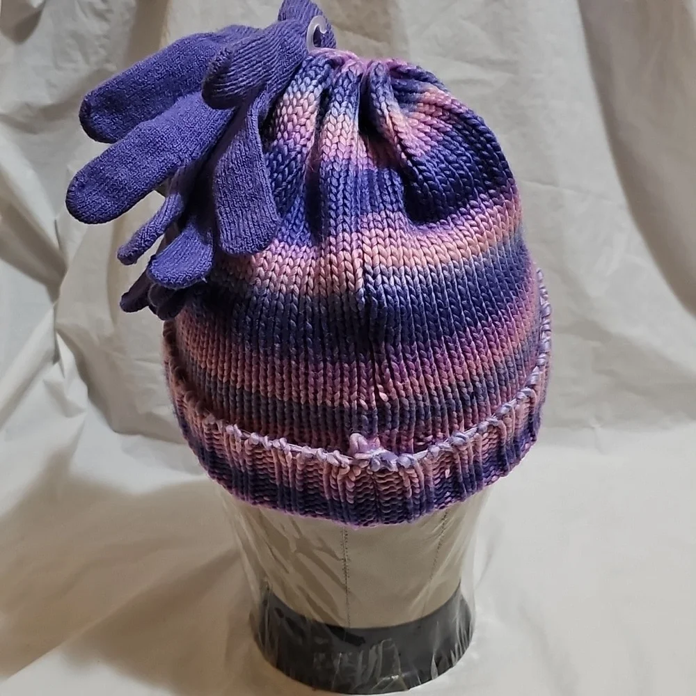 extremely ME! Girls Beanie Hat and Gloves Set OSFM New