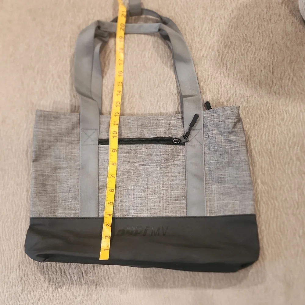 Hype duffel bag