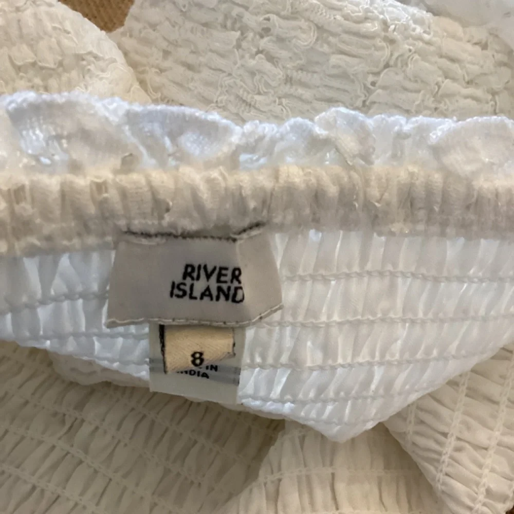River Island lots 14