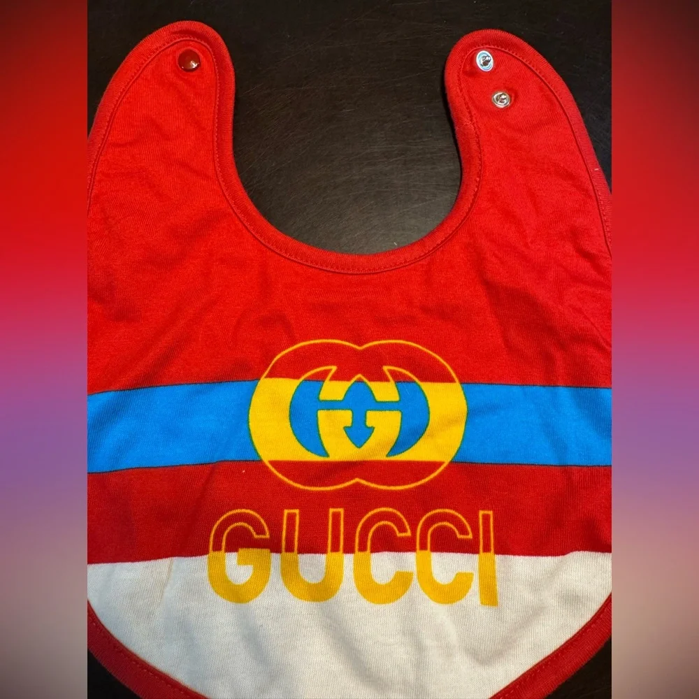 Gucci new authentic