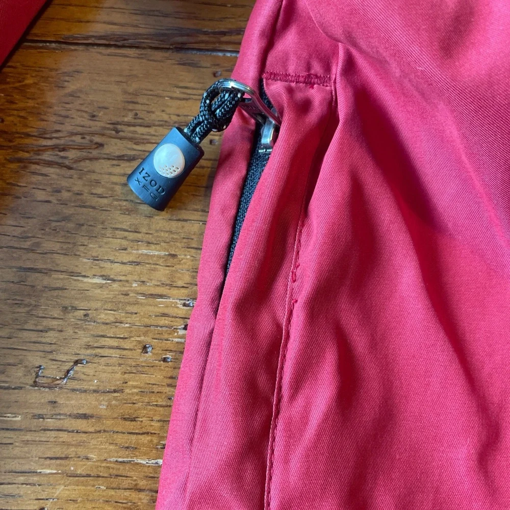 Izod Red V-Neck Pullover Golf Windbreaker Classic Style