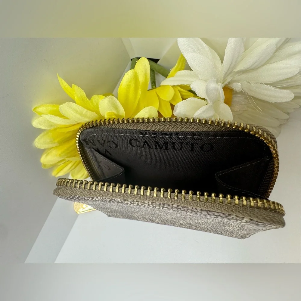 Vince Camuto this vince