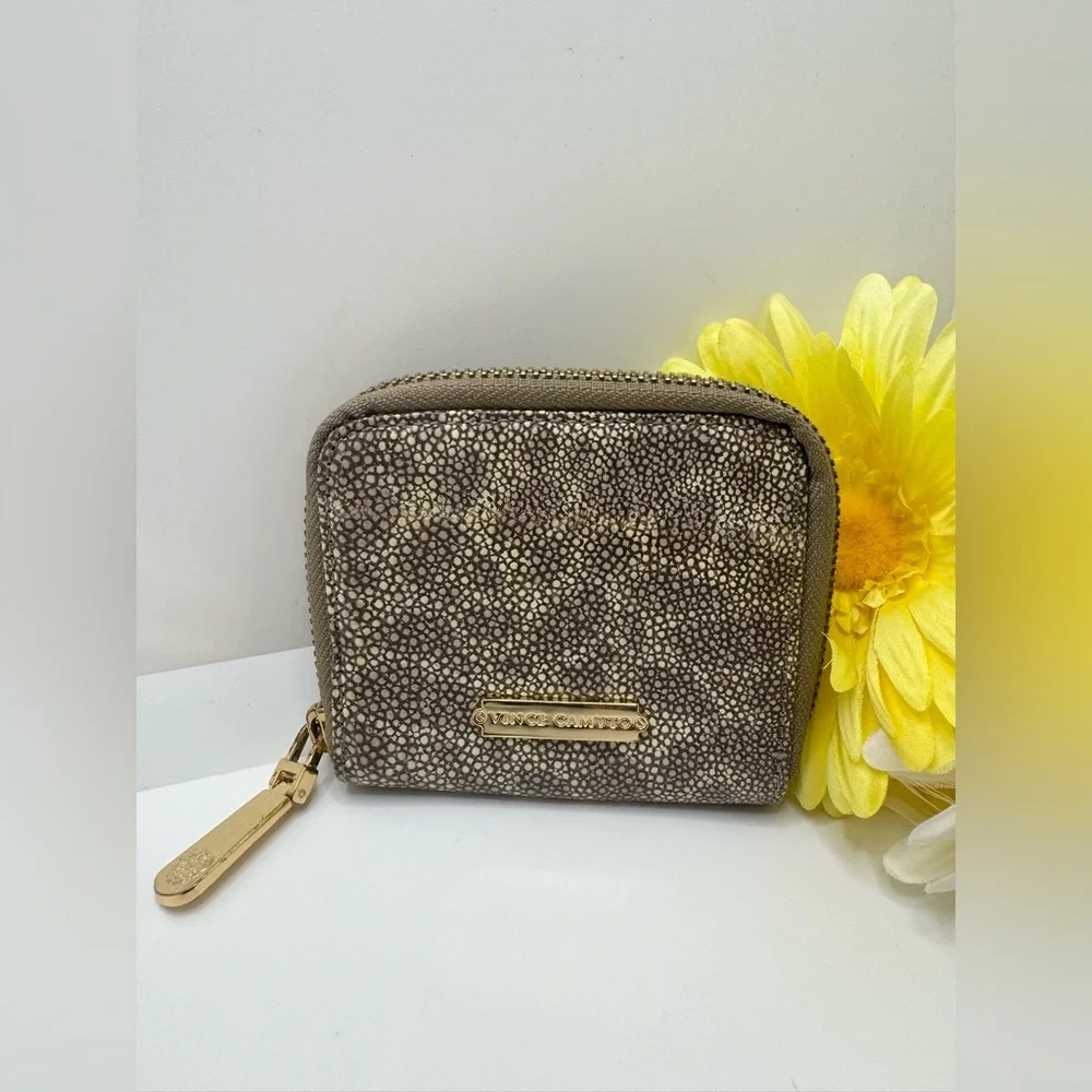 Vince Camuto this vince