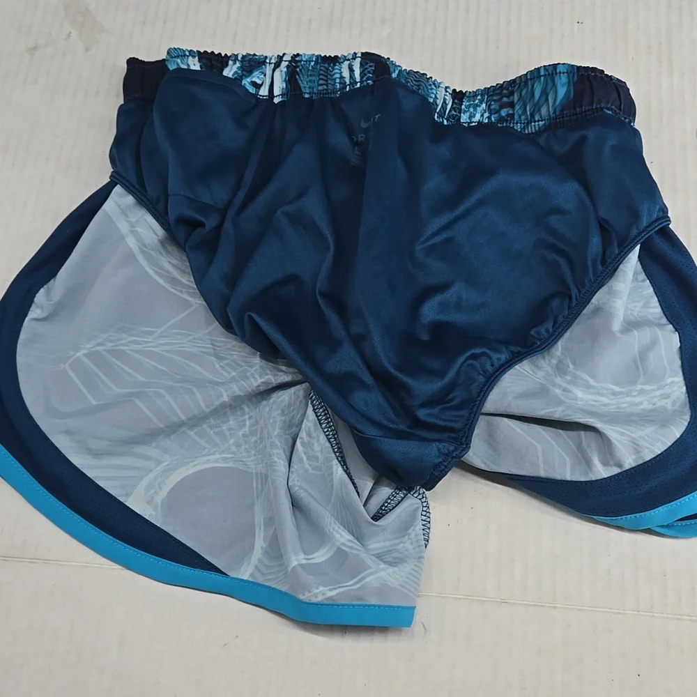 Nike Navy and Teal Patterned Shorts XS