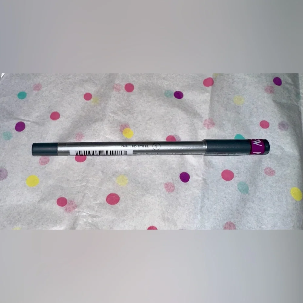 Maybelline bundle effects liner