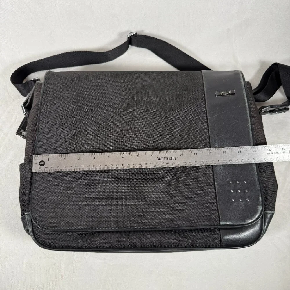 TUMI Spirit of Imagination Messenger Bag Nylon Leather Laptop Organizer 23671D