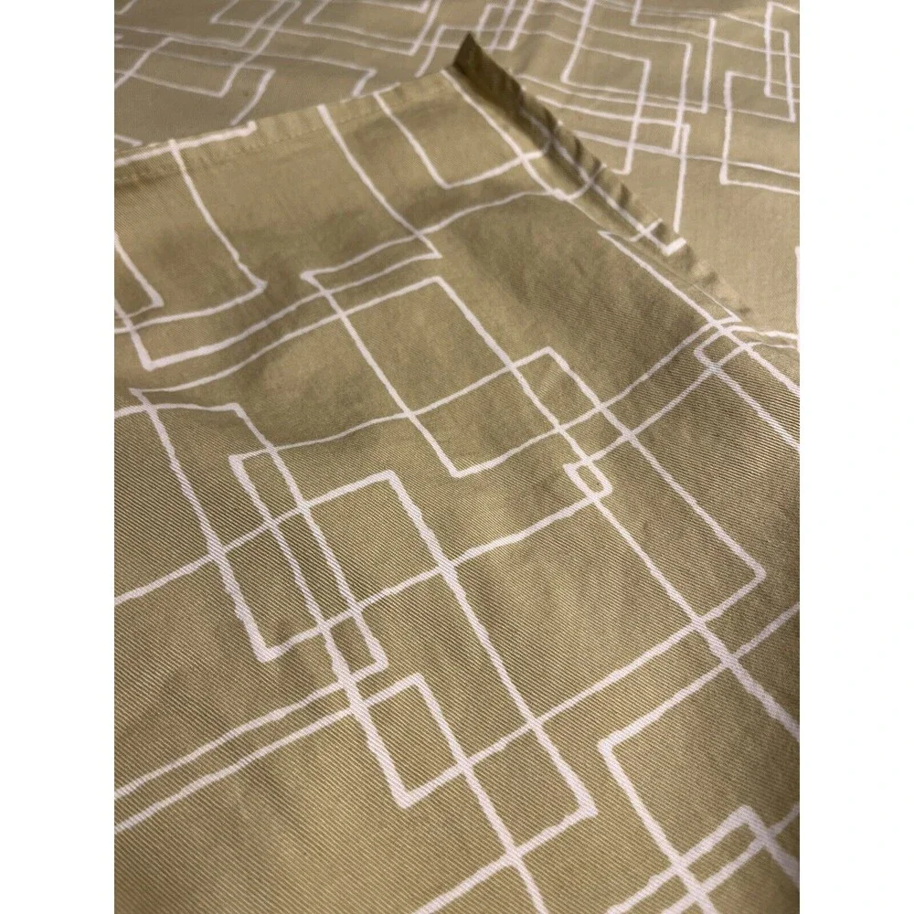 Crate&Barrel add touch