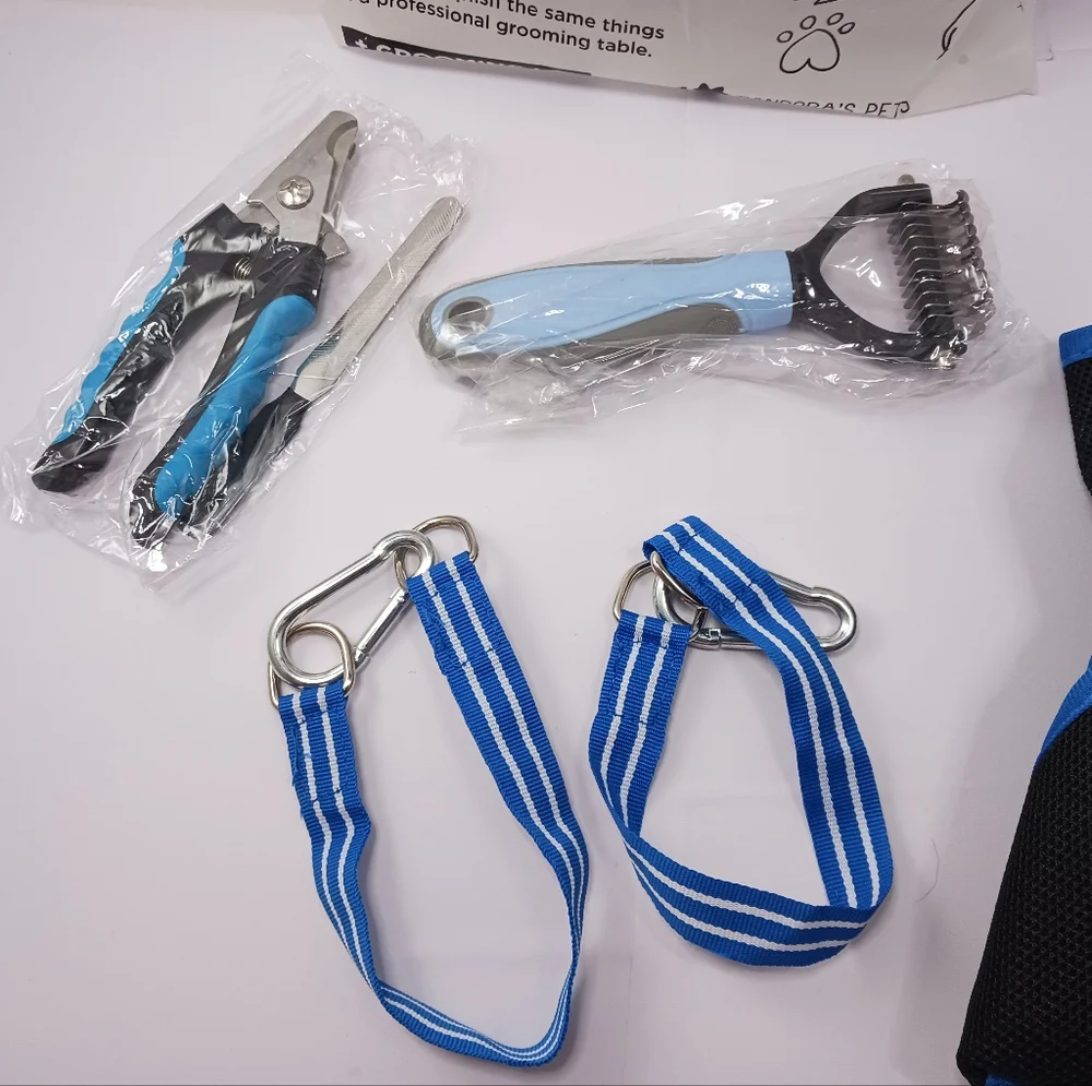 NWOT Pandora Pets Grooming Hammock Set, M