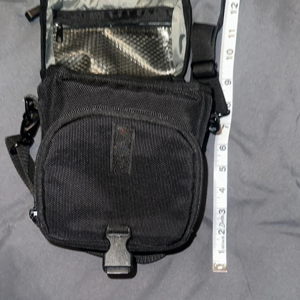 tamrac shoulder black