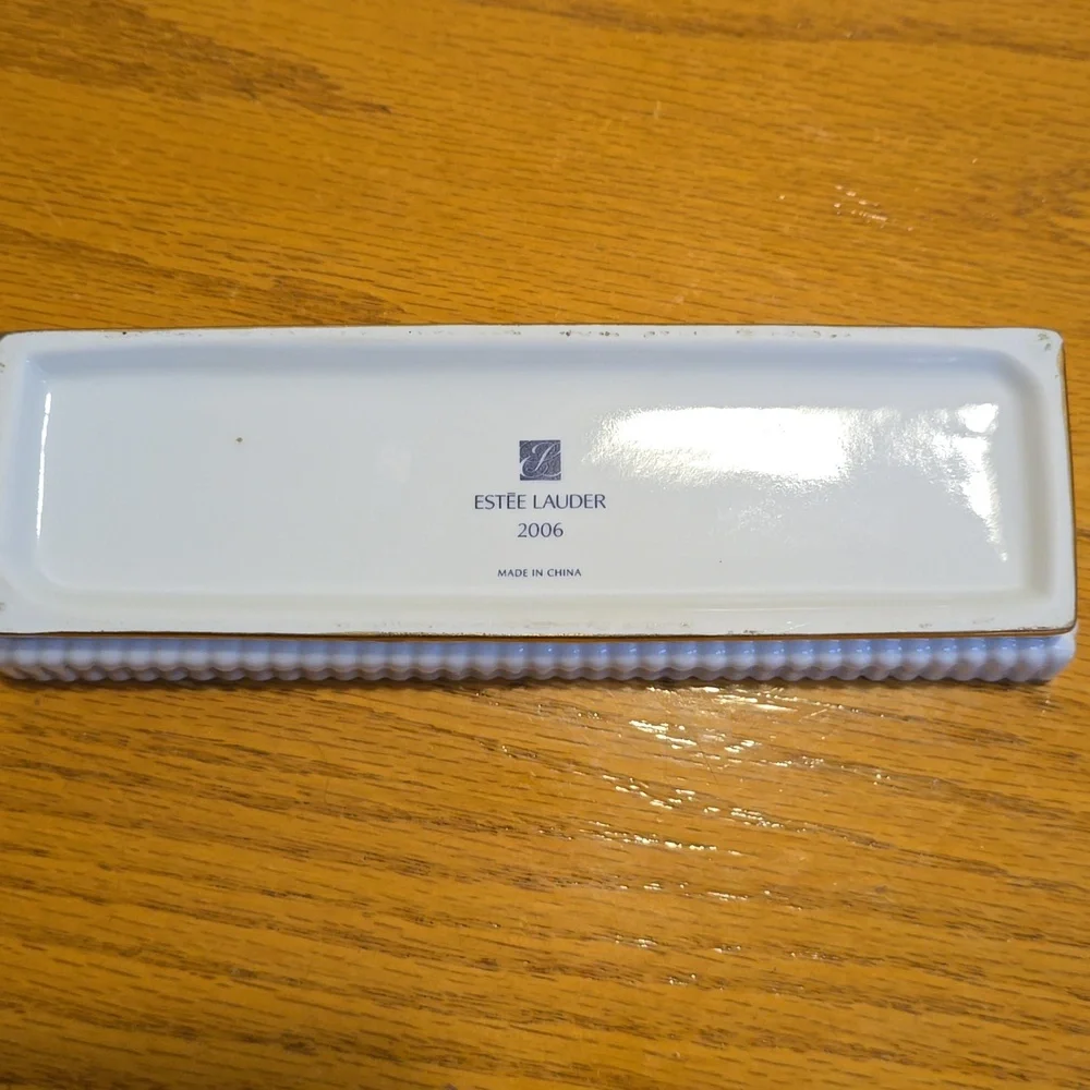 Estee Lauder from ceramic