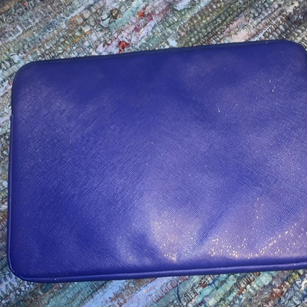 kate spade chic durable