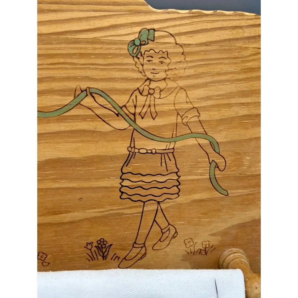 Vtg Wooden Towel Holder Maypole Dancing Plaque With Embroidered Recipe TeaCloth
