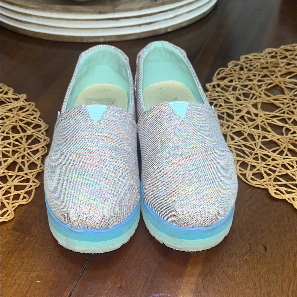 Toms Blue Moccasins Stylish Slip-On Comfort