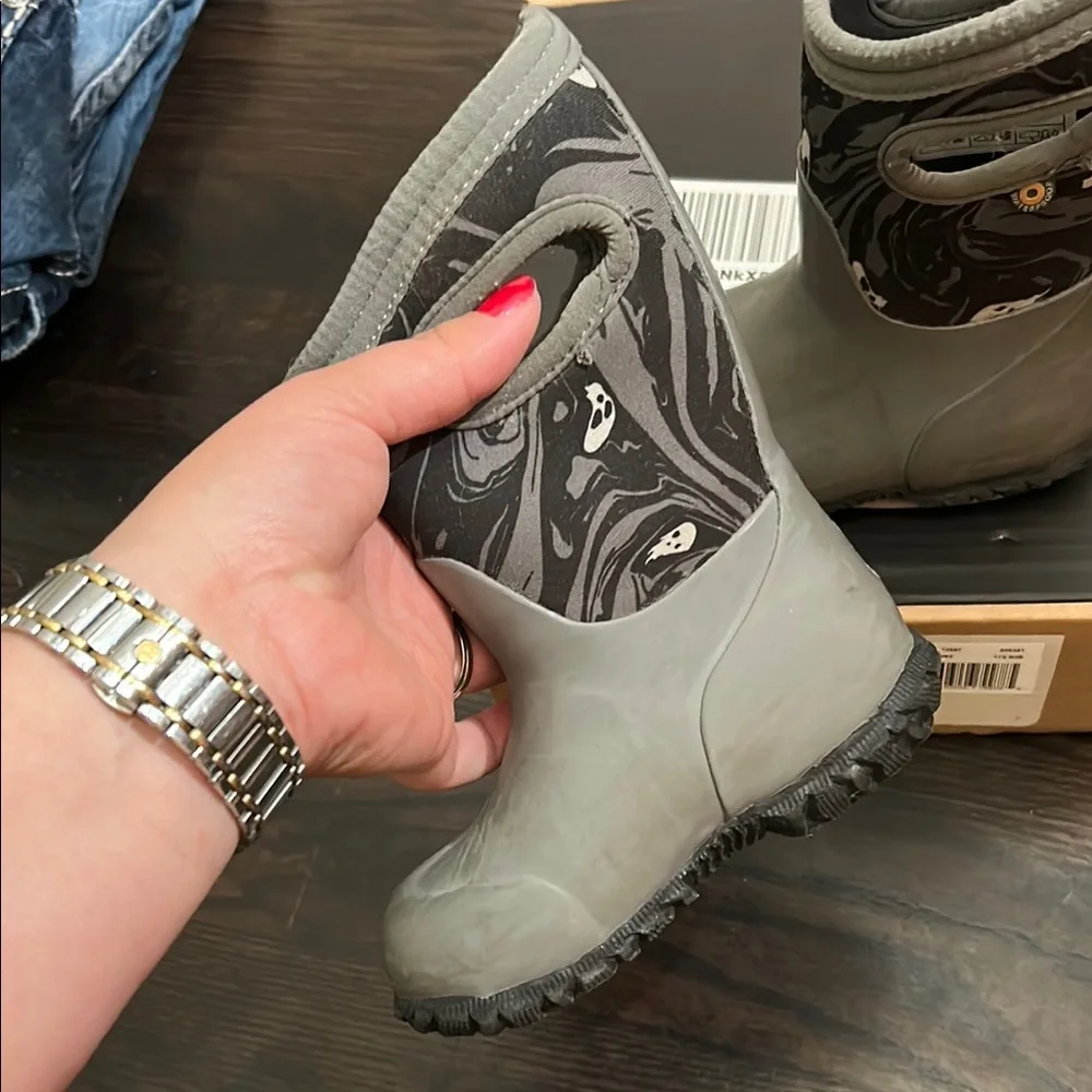 Bogs boots sleek