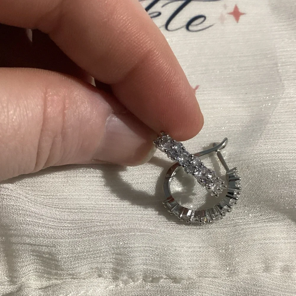 Sense of Style items stones