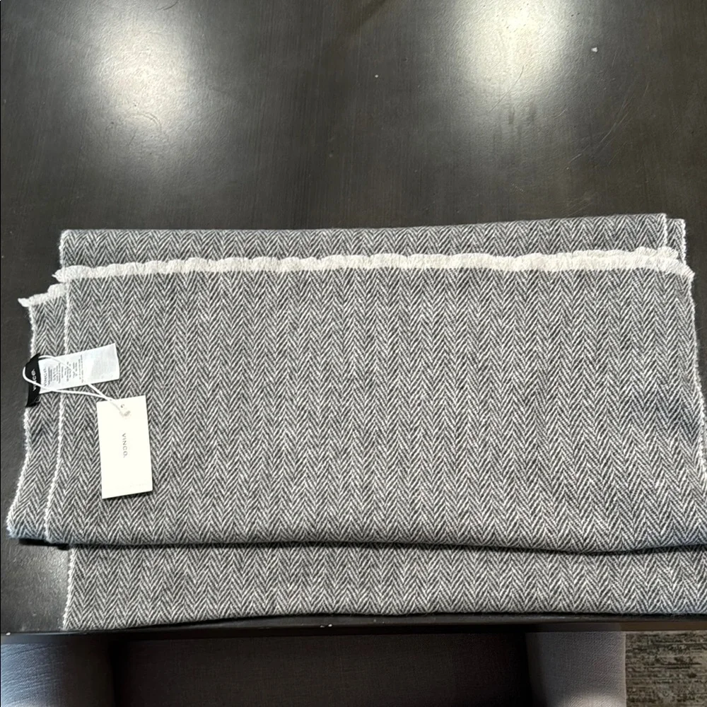 Vince men soft